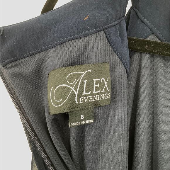 Alex Evenings Womens 6 Navy Cold Shoulder Popover Maxi Gown Beaded Neck OS15-13 - Picture 5 of 10